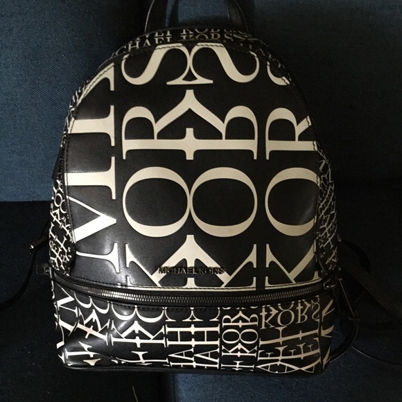New Michael Kors Black Leather Backpack main image 5
